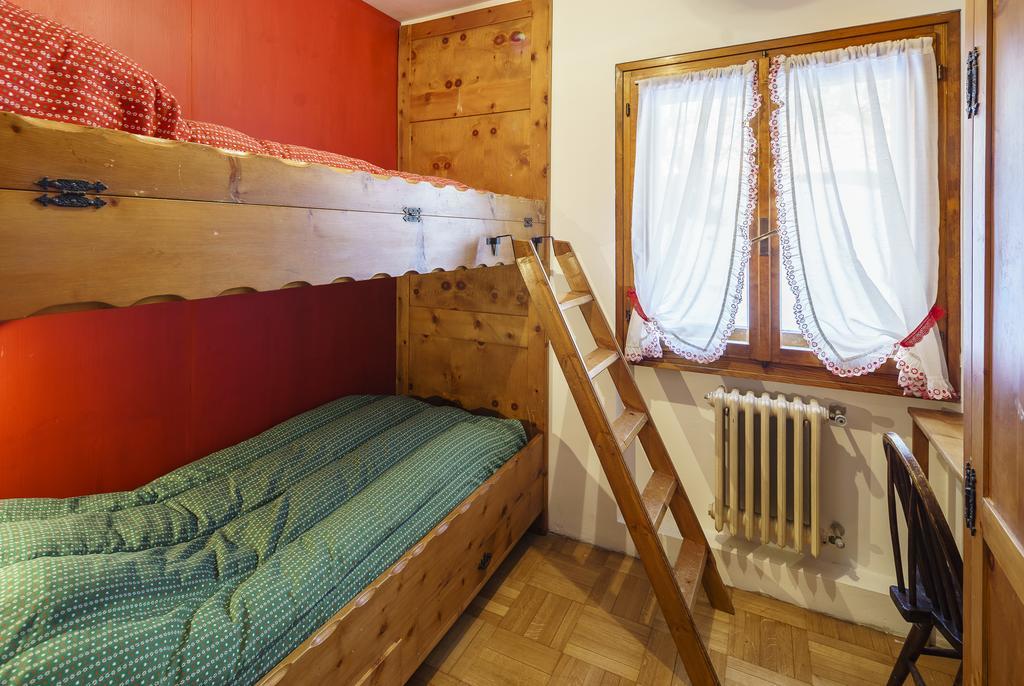 Franchetti - Stayincortina Apartment