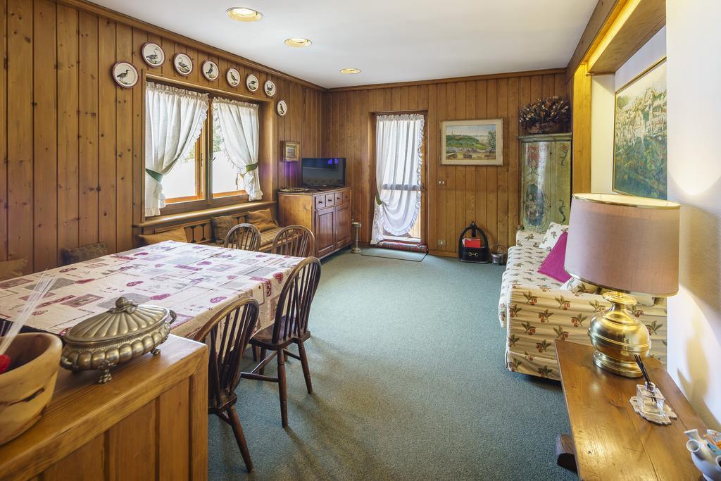 Franchetti - Stayincortina Apartment *