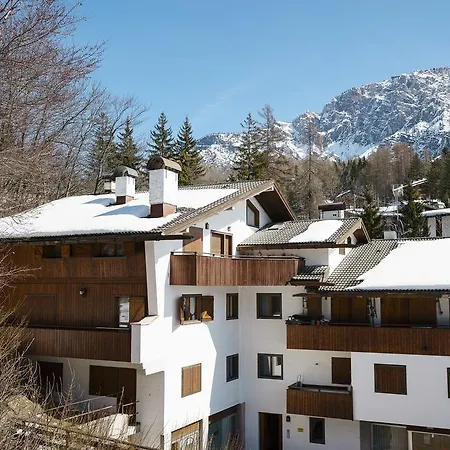 Villa Franchetti - Stayincortina Cortina d'Ampezzo Exterior photo